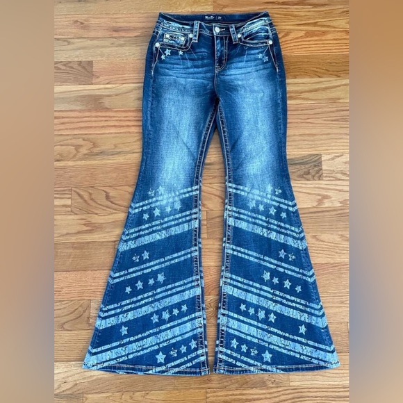 Miss Me High Rise Flare Denim Jeans with crystals stripes and stars-like new - Picture 1 of 7